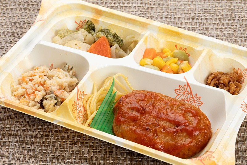 トマトソースハンバーグ