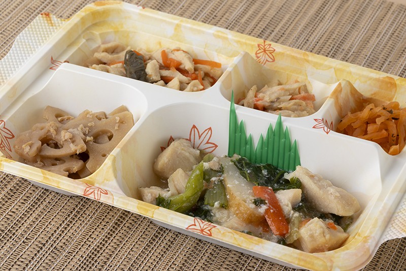 鶏肉としろ菜の旨煮