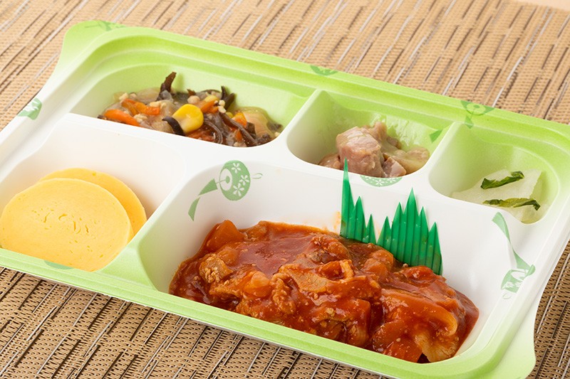 豚肉のトマトソース