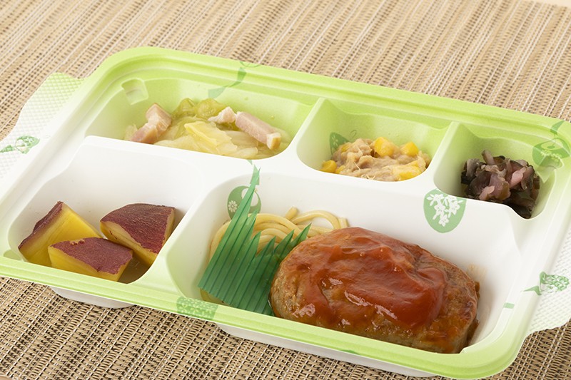 トマトソースハンバーグ